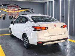 نيسان فيرسا